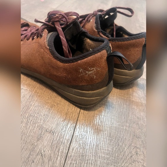 Arc'teryx Acrux SL Leather
Approach Shoes Women's Size 7 $189 - Picture 3 of 5